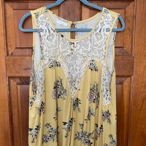 Cute tank!! Maurices’s Size 2